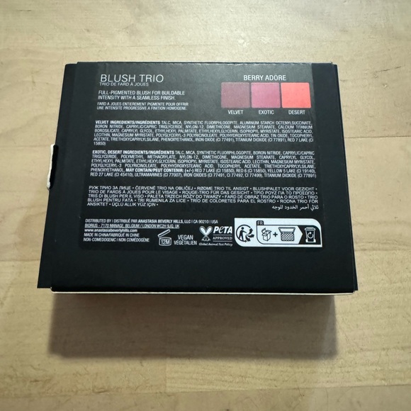 Anastasia Blush Trio NEW!! - Picture 3 of 4